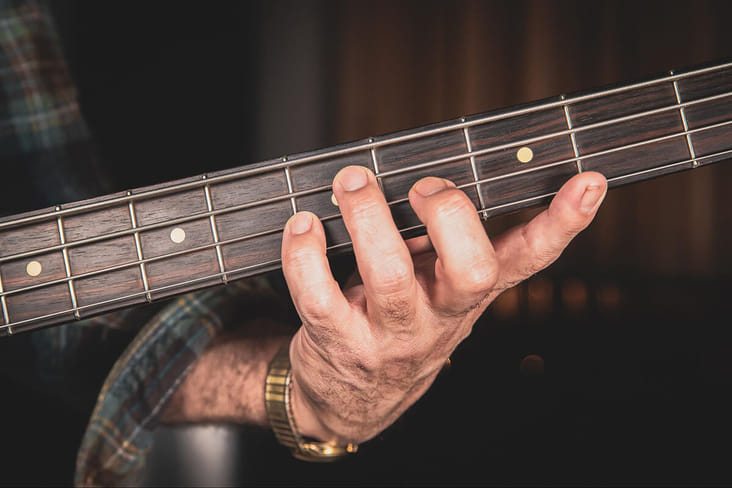 Bass For Beginners: How To Play The Bass In 7 Simple Steps - 9