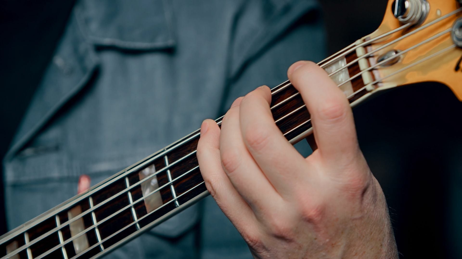 The Fretting Hand, Pulse & Reading Tablature