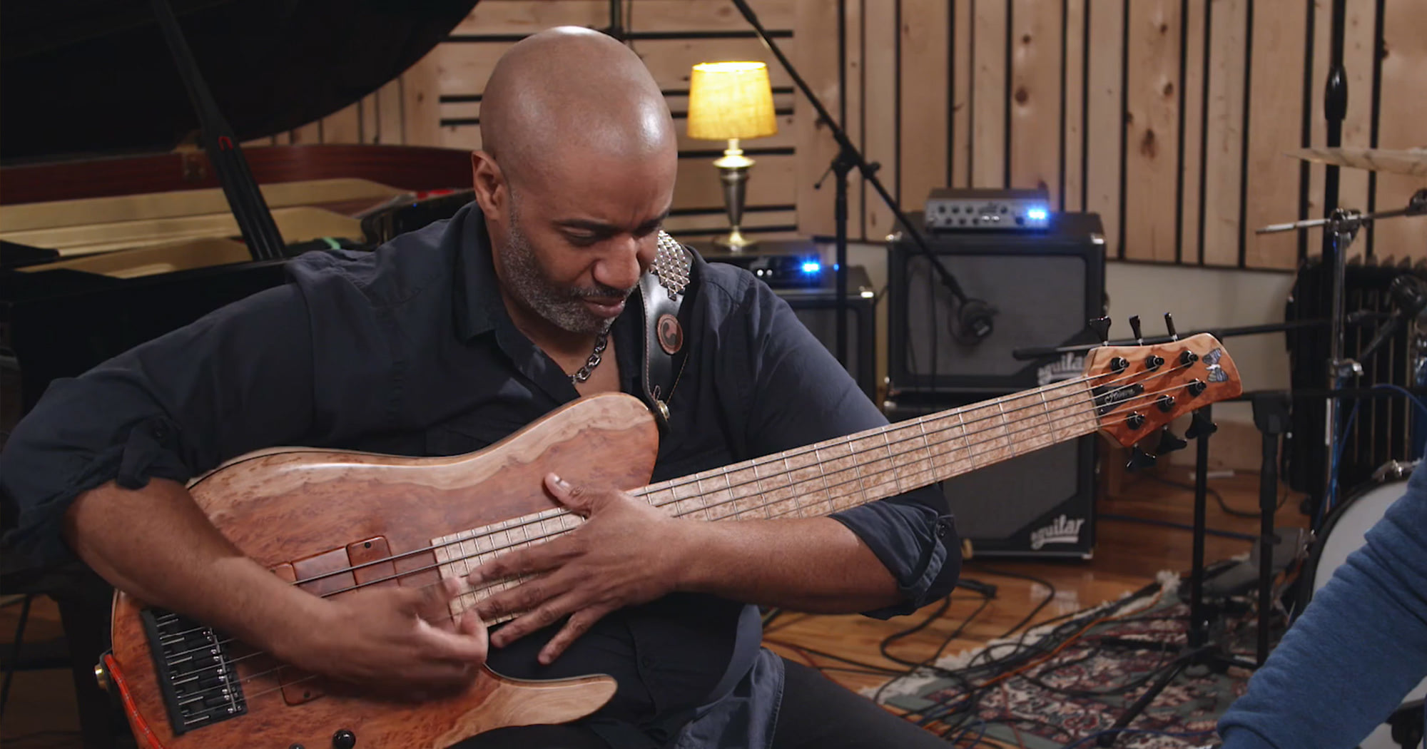 In the Pocket: Advanced Groove Techniques with Reggie Young